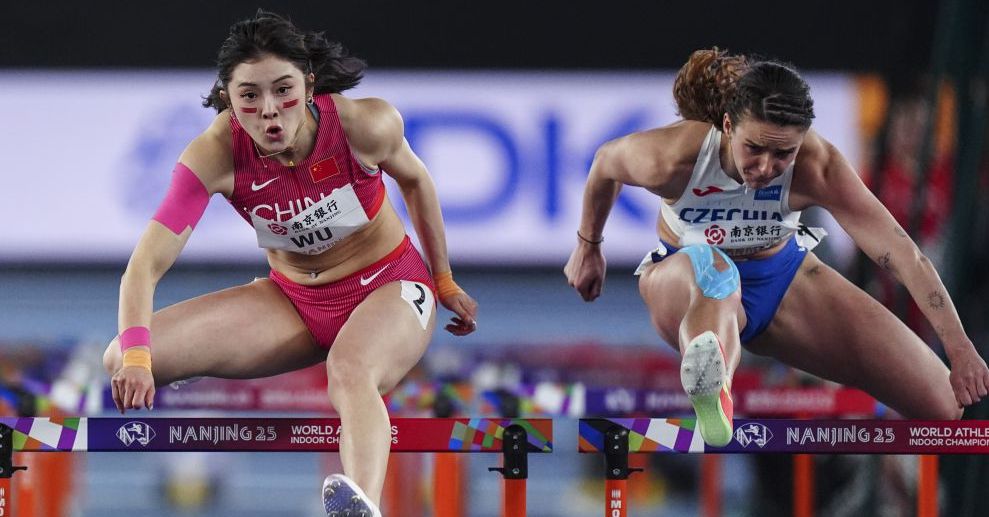 女子篮球联赛焦点球员表现回顾